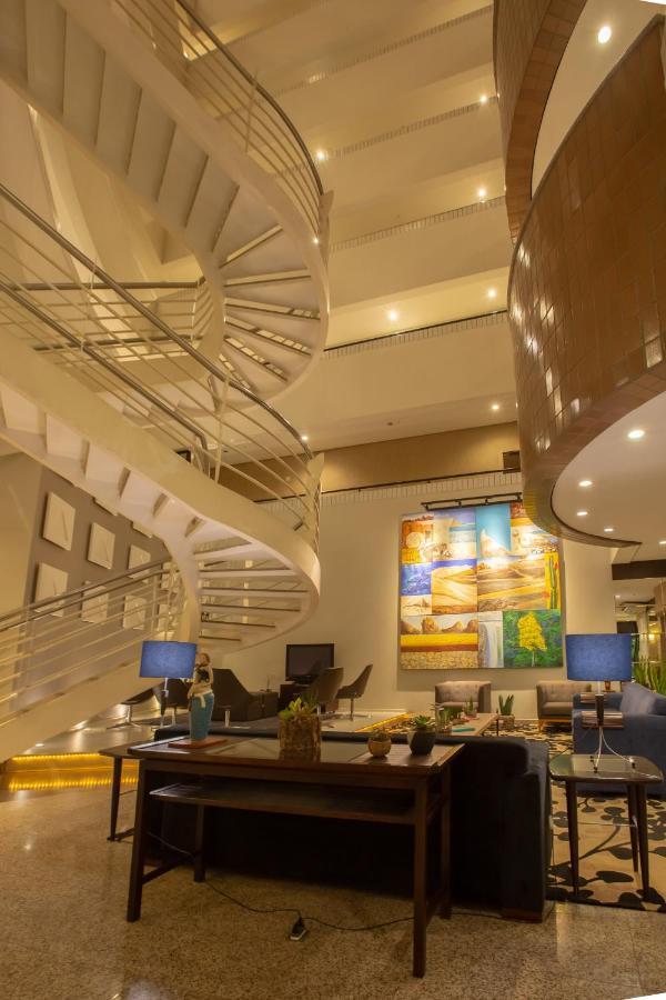 Hotel Blue Tree Towers Beira Mar 4*